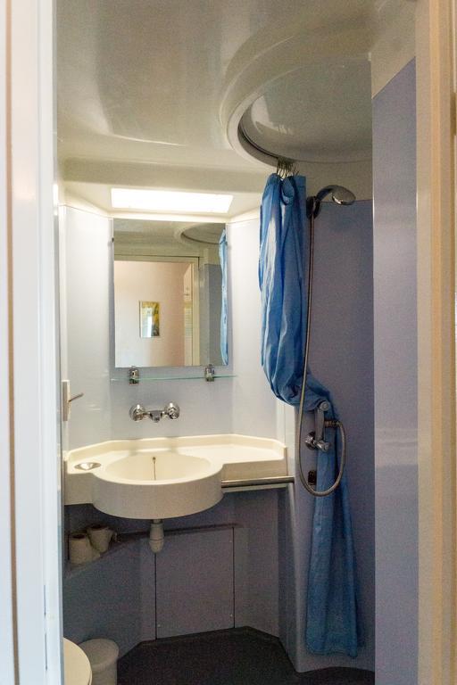 Hôtel Ymca Villeneuve Les Avignon Chambre photo